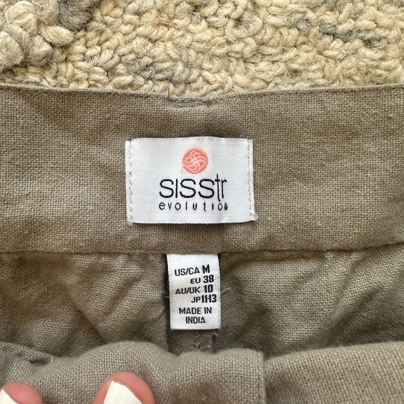 Light green/khaki breathable high waisted beachy pant size M - Sisstr Evolution - Picture 5 of 7